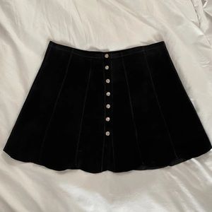 Reformation black Abigail skirt size 8
